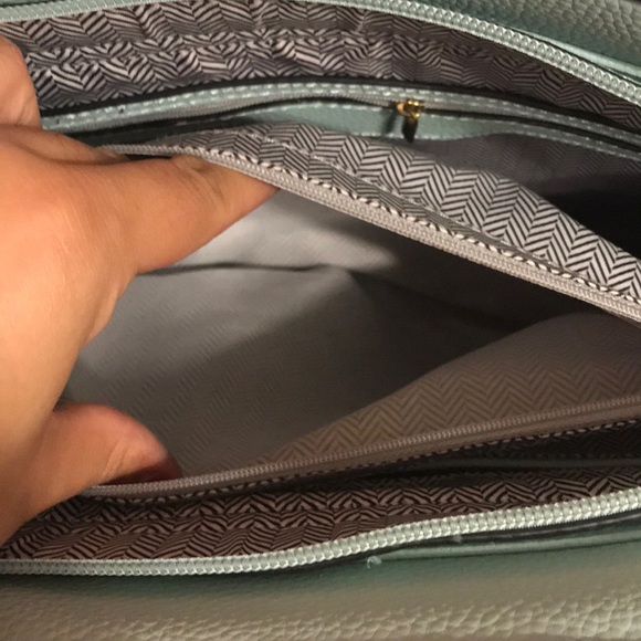 Vegan leather tote - Picture 4 of 8